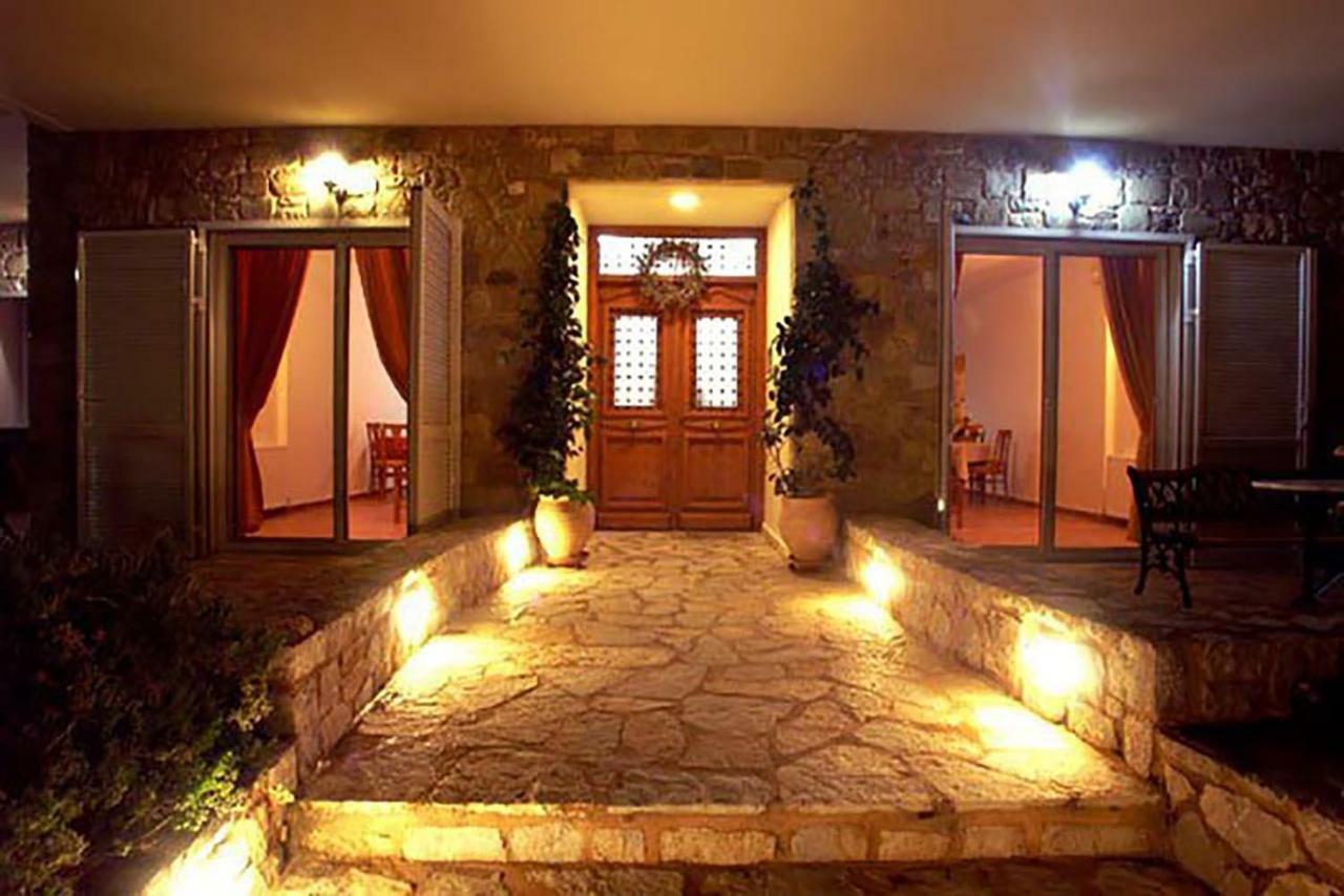 Bisti Guesthouse Hermione Extérieur photo